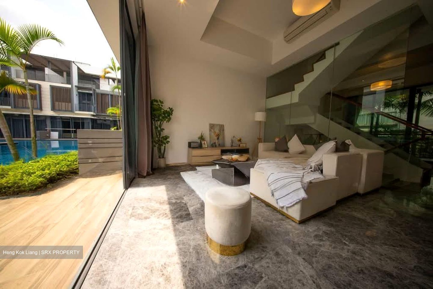 Sunrise Terrace (D28), Terrace #558938331